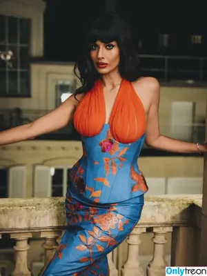 Jameela Jamil / jameelajamil nude photo #0205