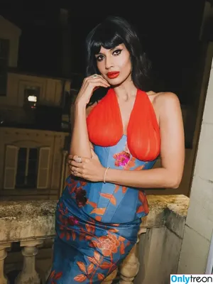 Jameela Jamil / jameelajamil nude photo #0207