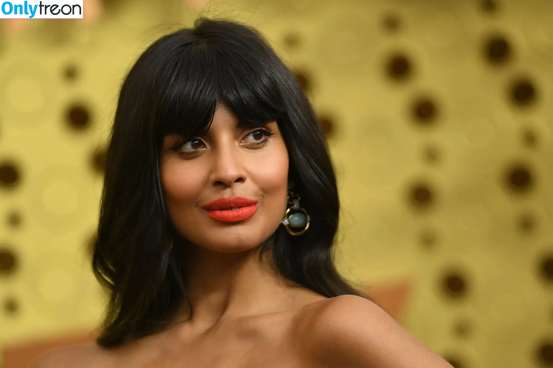 Jameela Jamil nude photo #0149 (jameelajamil)