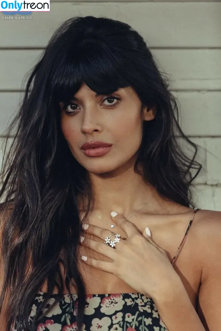 Jameela Jamil голая photo #0167 (jameelajamil)
