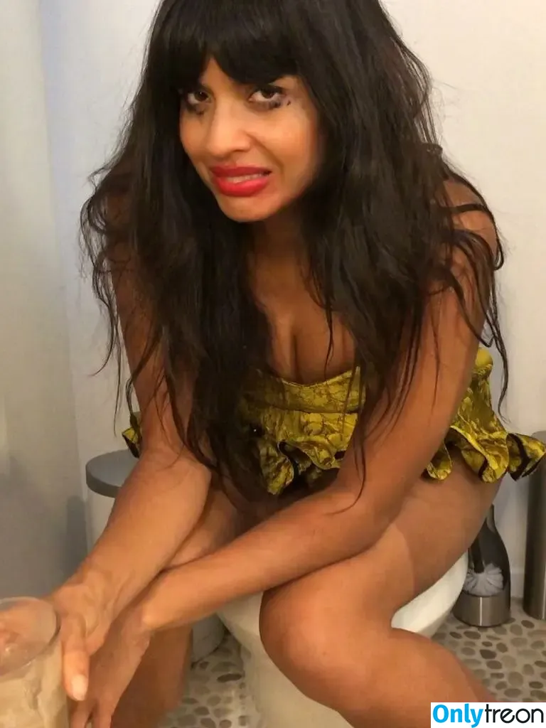 Jameela Jamil голая photo #0169 (jameelajamil)