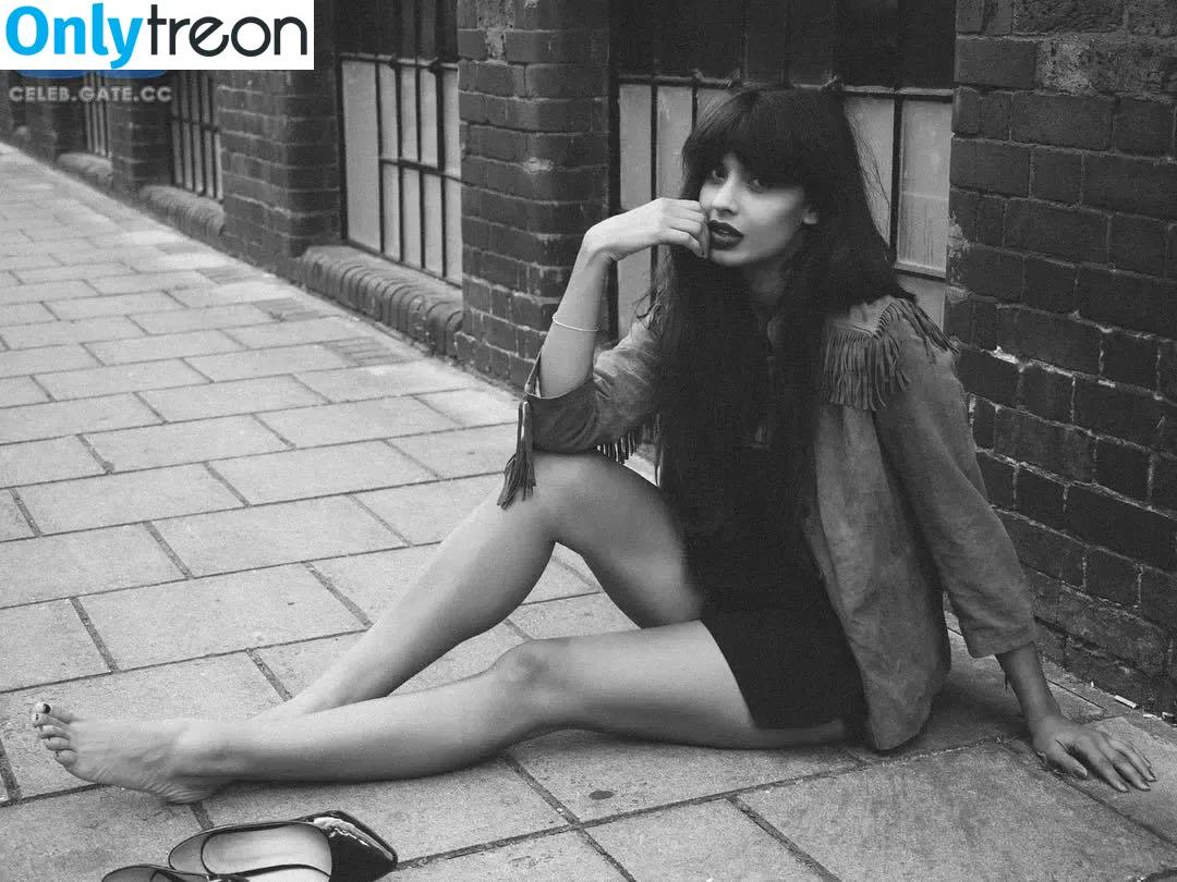 Jameela Jamil голая photo #0171 (jameelajamil)