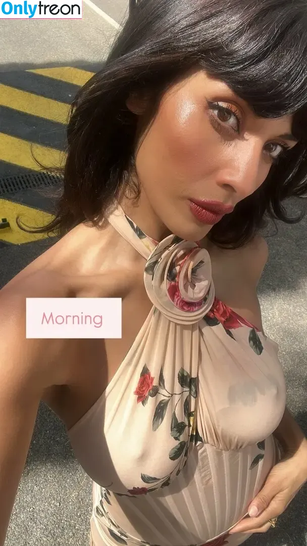 Jameela Jamil голая photo #0185 (jameelajamil)