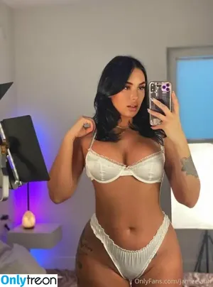 jameelahh / jamilakream nude photo #0017