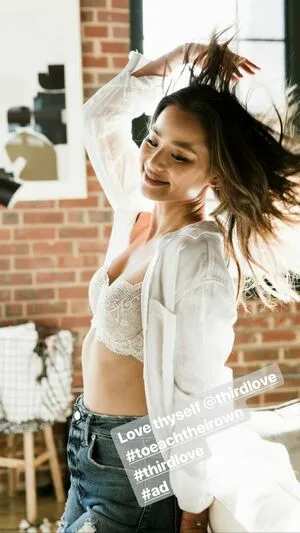 Jamie Chung / jamiechung1 / jamiejchung / spicysneakerhead nude photo #0001