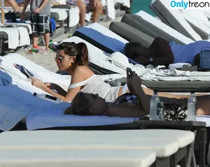 Jamie-Lynn Sigler / JamieLSigler / jamielynnsigler nude photo #0013