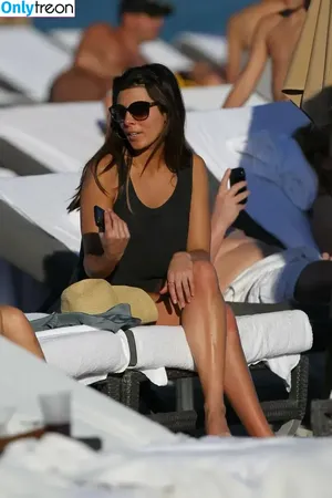 Jamie-Lynn Sigler / JamieLSigler / jamielynnsigler nude photo #0027