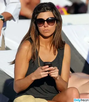 Jamie-Lynn Sigler / JamieLSigler / jamielynnsigler nude photo #0036