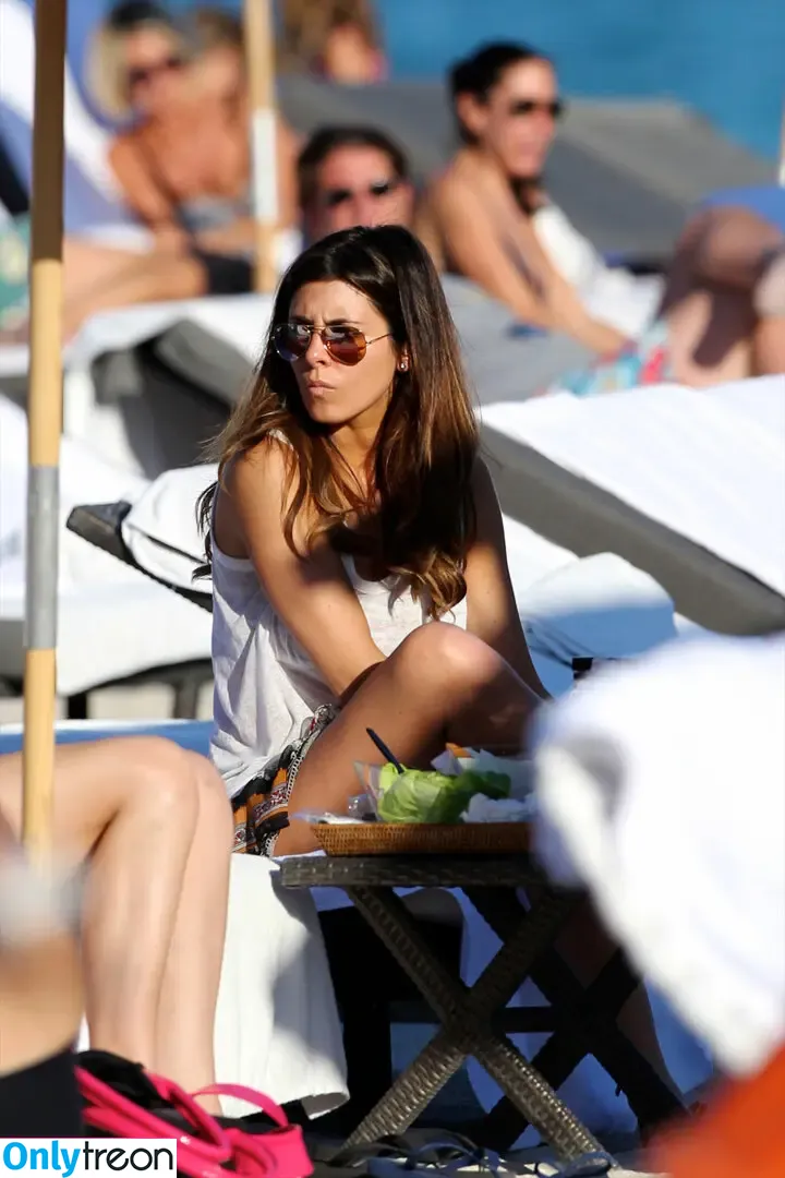 Jamie-Lynn Sigler nude photo #0056 (JamieLSigler / jamielynnsigler)