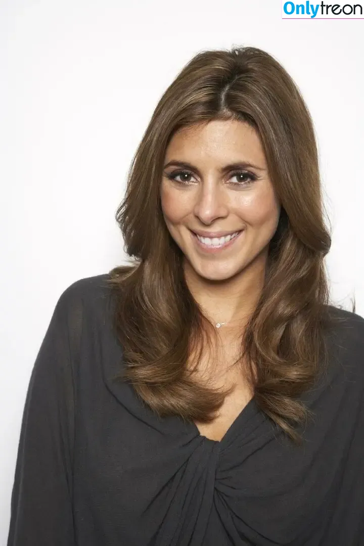 Jamie-Lynn Sigler nude photo #0085 (JamieLSigler / jamielynnsigler)
