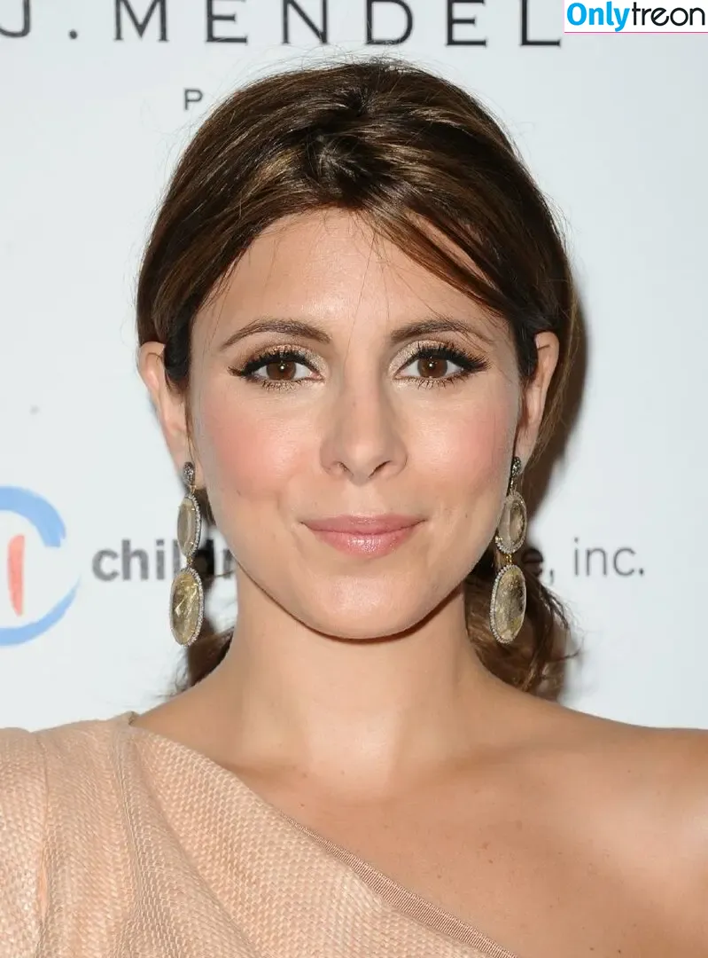 Jamie-Lynn Sigler nude photo #0089 (JamieLSigler / jamielynnsigler)