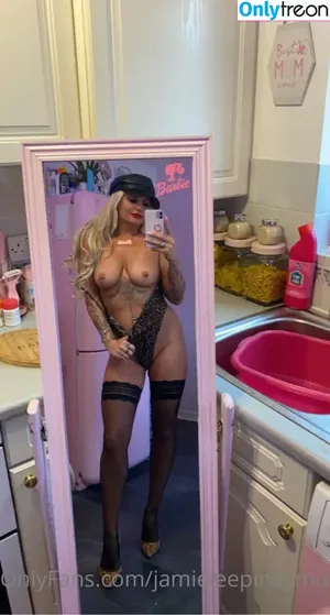 Jamieleepinkymommy / jamieleepinkymummy / reallyjamielee nude photo #0024