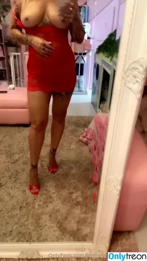 Jamieleepinkymummy / barbiequinn2021 nude photo #0240