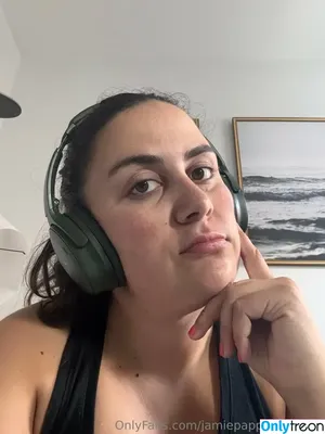 jamiepappascomedy / jamieamaleapappas nude photo #0019