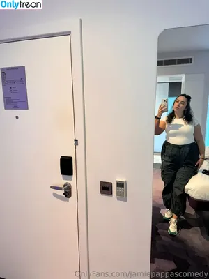 jamiepappascomedy / jamieamaleapappas nude photo #0047