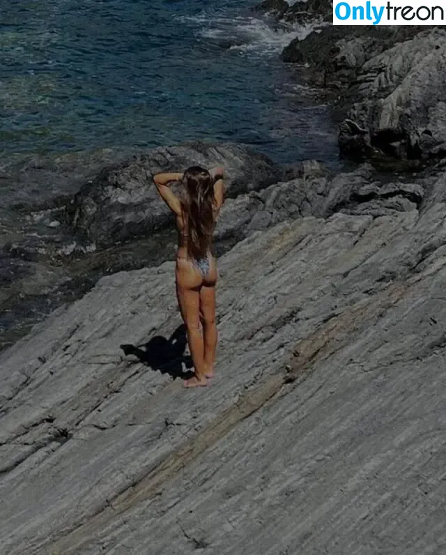 Jana Fernández nude photo #0014 (janafernandez3)