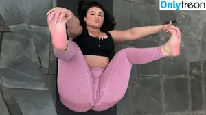 Jana Jenner / ijanajenner / youtube videos backup nude photo #0895