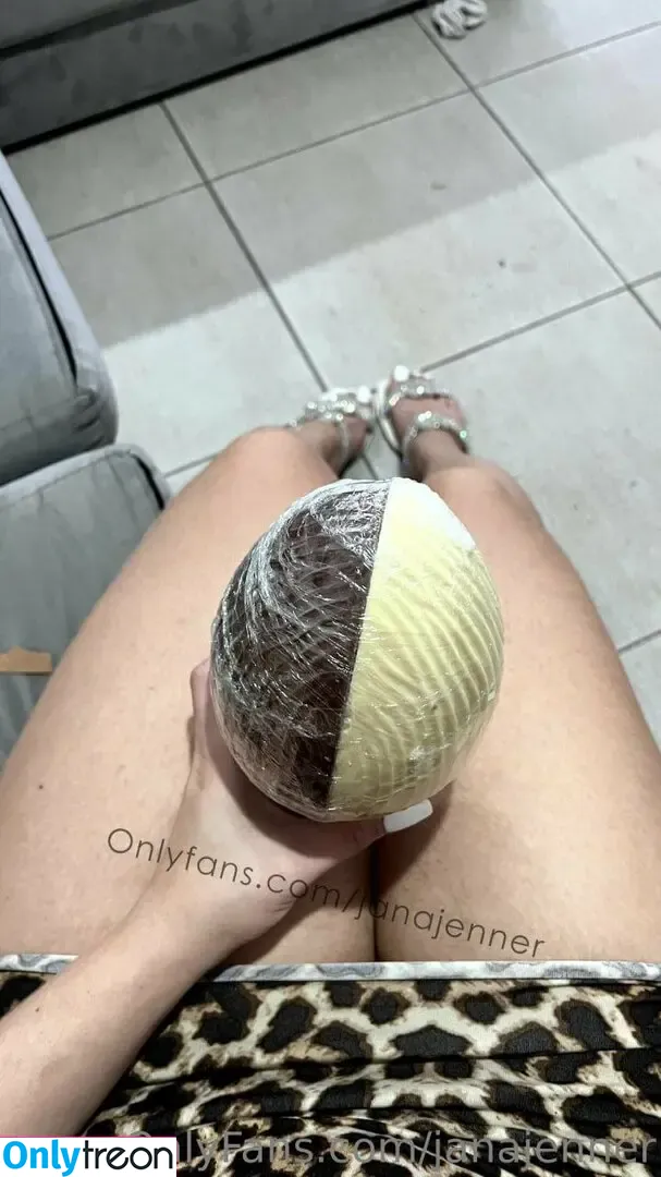 Jana Jenner голая photo #0019 (ijanajenner / youtube videos backup)