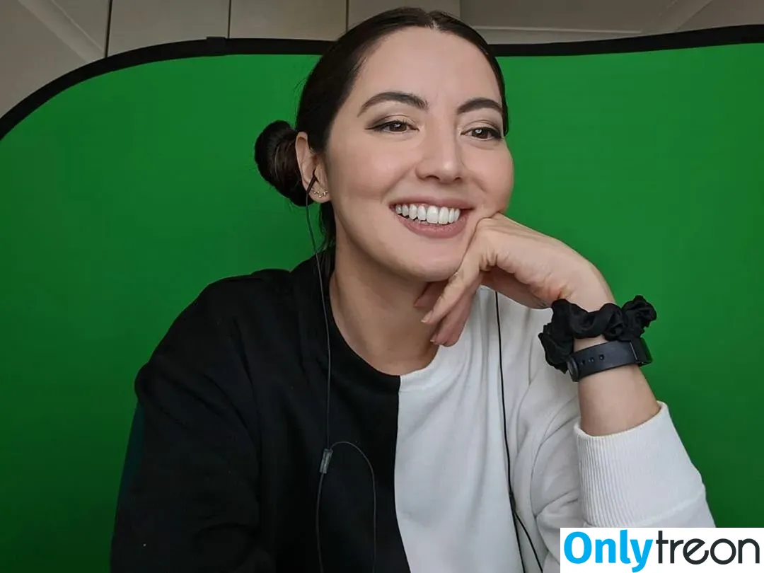 Jane Douglas nude photo #0022 (OXClub / OutsideXbox / janedouglas / penny_dreadful)