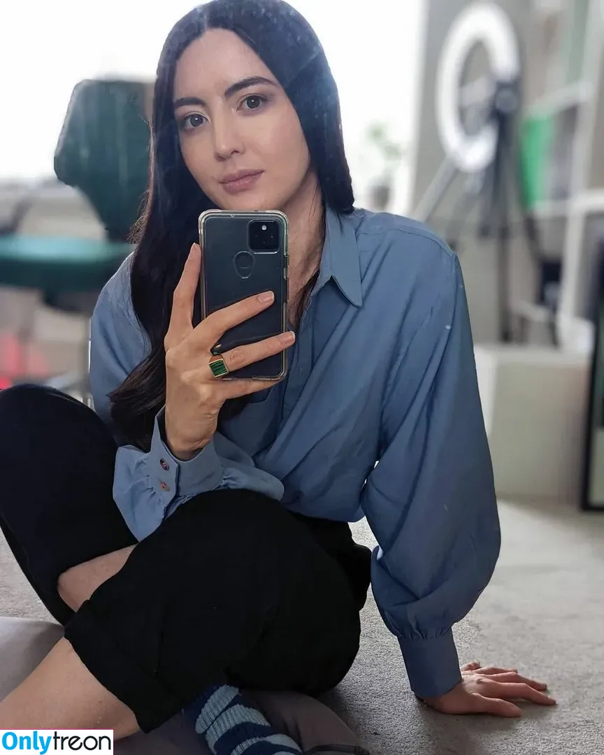 Jane Douglas nude photo #0048 (OXClub / OutsideXbox / janedouglas / penny_dreadful)