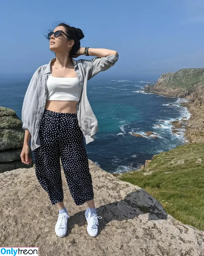 Jane Douglas nude photo #0050 (OXClub / OutsideXbox / janedouglas / penny_dreadful)