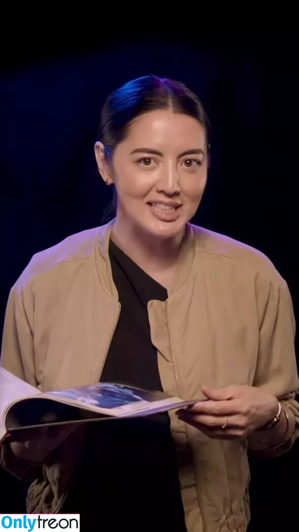 Jane Douglas nude photo #0430 (OXClub / OutsideXbox / janedouglas / penny_dreadful)