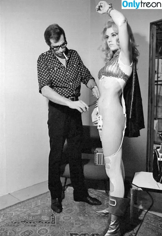Jane Fonda nude photo #0015 (janefonda)
