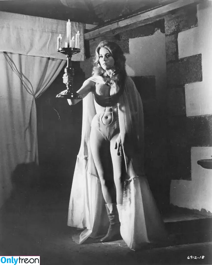 Jane Fonda nude photo #0016 (janefonda)