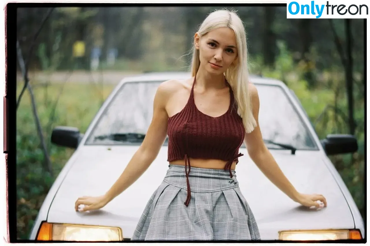 Jane Wild голая photo #0173 (gilticus / janeandthelion)