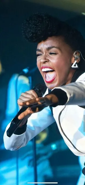 Janelle Monae / janellemonae / screamadelica nude photo #0004