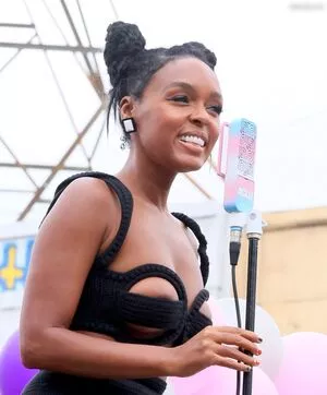 Janelle Monae / janellemonae / screamadelica nude photo #0302