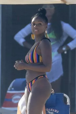 Janelle Monae / janellemonae / screamadelica nude photo #0468