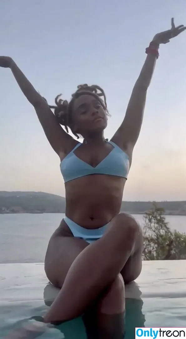 Janelle Monae nude photo #0100 (janellemonae / screamadelica)