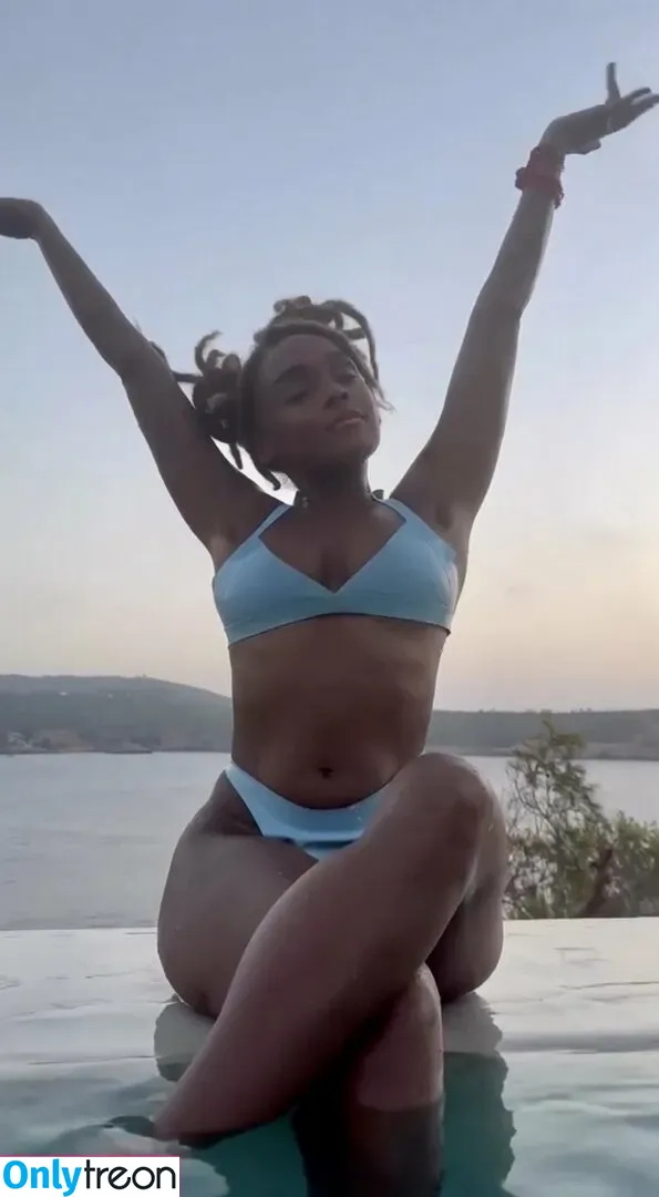 Janelle Monae nude photo #0111 (janellemonae / screamadelica)