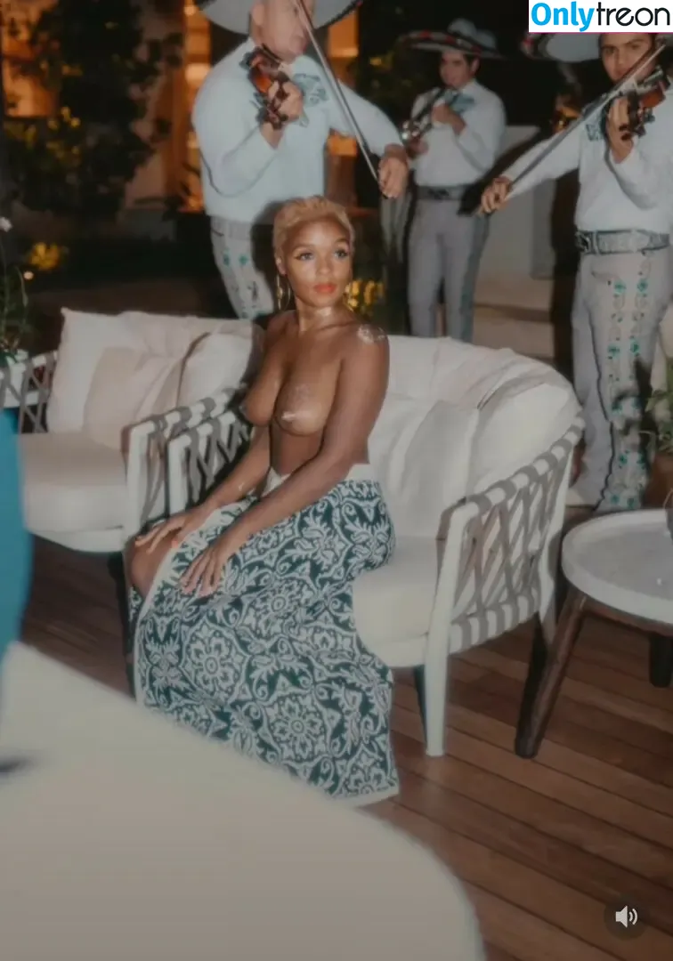 Janelle Monae nude photo #0532 (janellemonae)