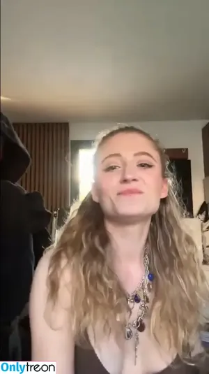 Janet Devlin / JanetJealousy / janetdevlinofficial nude photo #0256