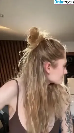 Janet Devlin / JanetJealousy / janetdevlinofficial nude photo #0260