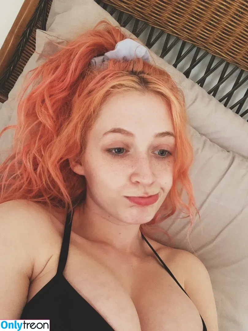 Janet Devlin голая photo #0005 (JanetJealousy / janetdevlinofficial)