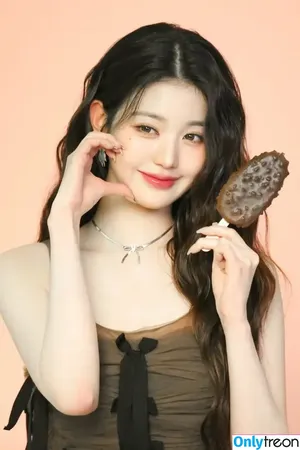Jang Won-young / for_everyoung10 / 장원영 WONYOUNG nude photo #1487
