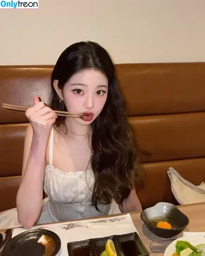 Jang Won-young / for_everyoung10 / 장원영 WONYOUNG nude photo #1760