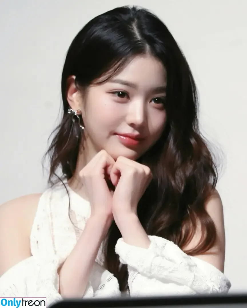 Jang Won-young nude photo #1262 (for_everyoung10 / 장원영 WONYOUNG)