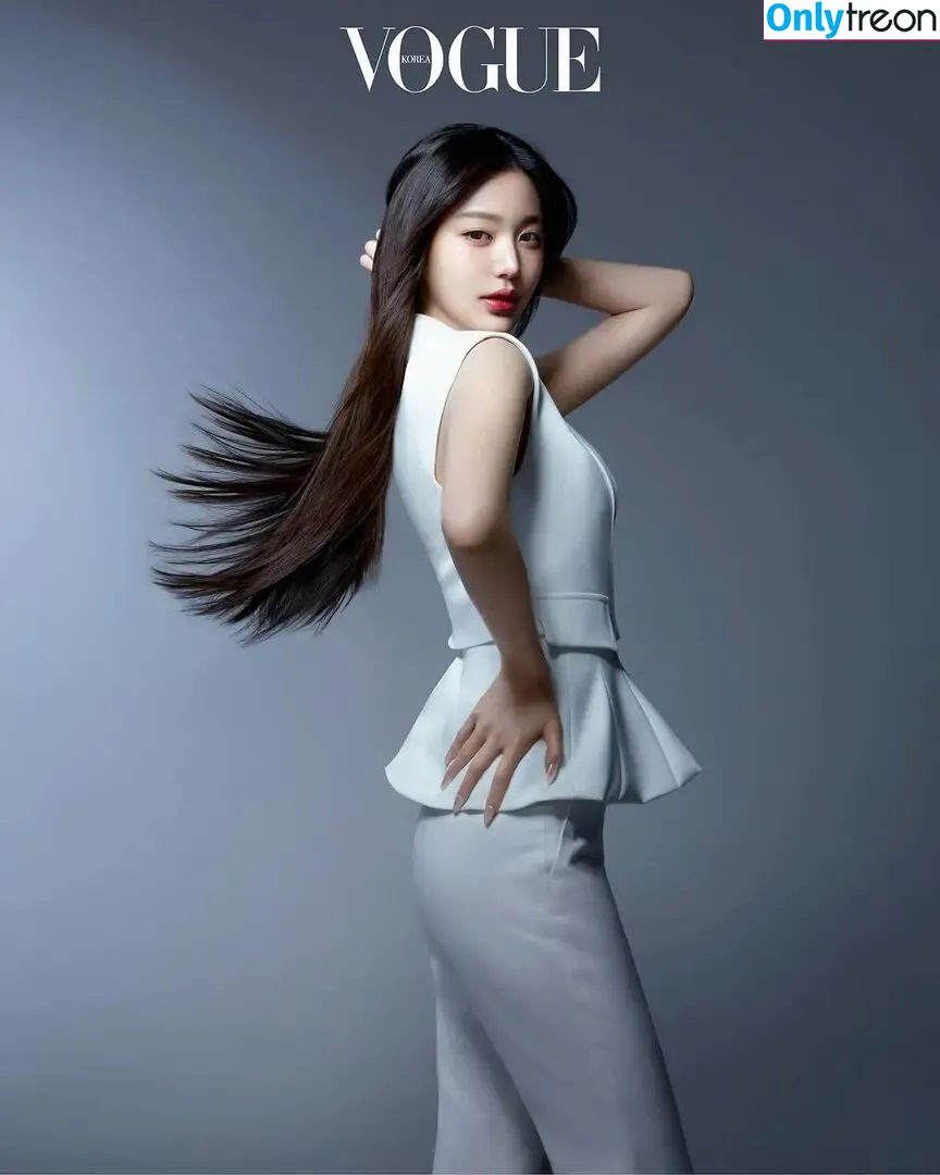 Jang Won-young nude photo #1319 (for_everyoung10 / 장원영 WONYOUNG)