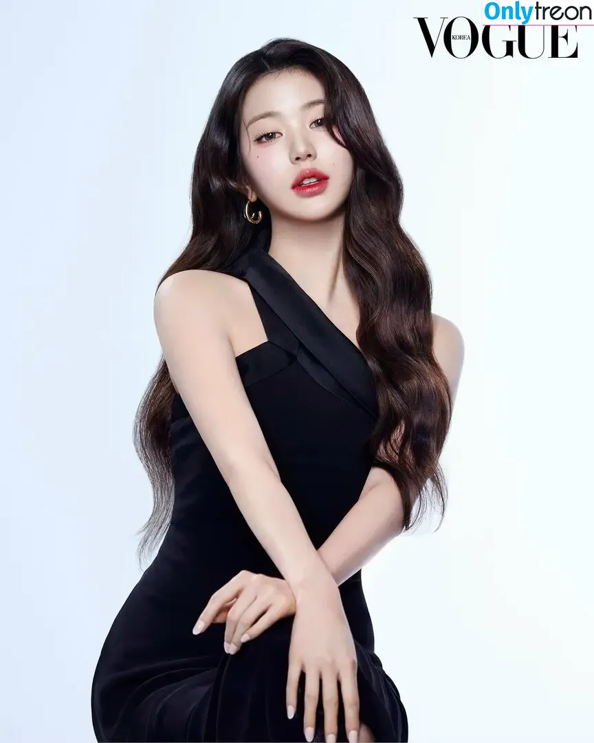 Jang Won-young голая photo #1407 (for_everyoung10 / 장원영 WONYOUNG)