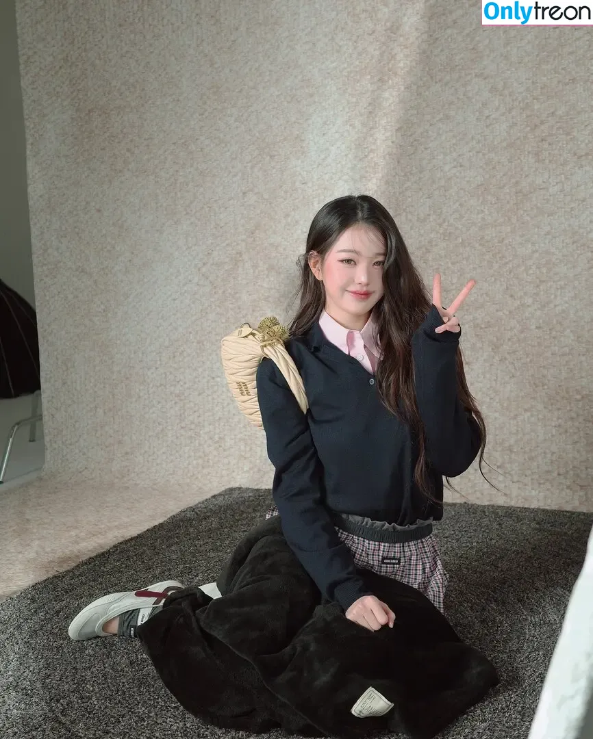 Jang Won-young nude photo #1535 (for_everyoung10 / 장원영 WONYOUNG)
