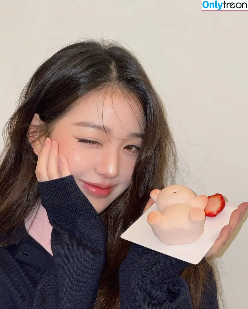 Jang Won-young nude photo #1536 (for_everyoung10 / 장원영 WONYOUNG)