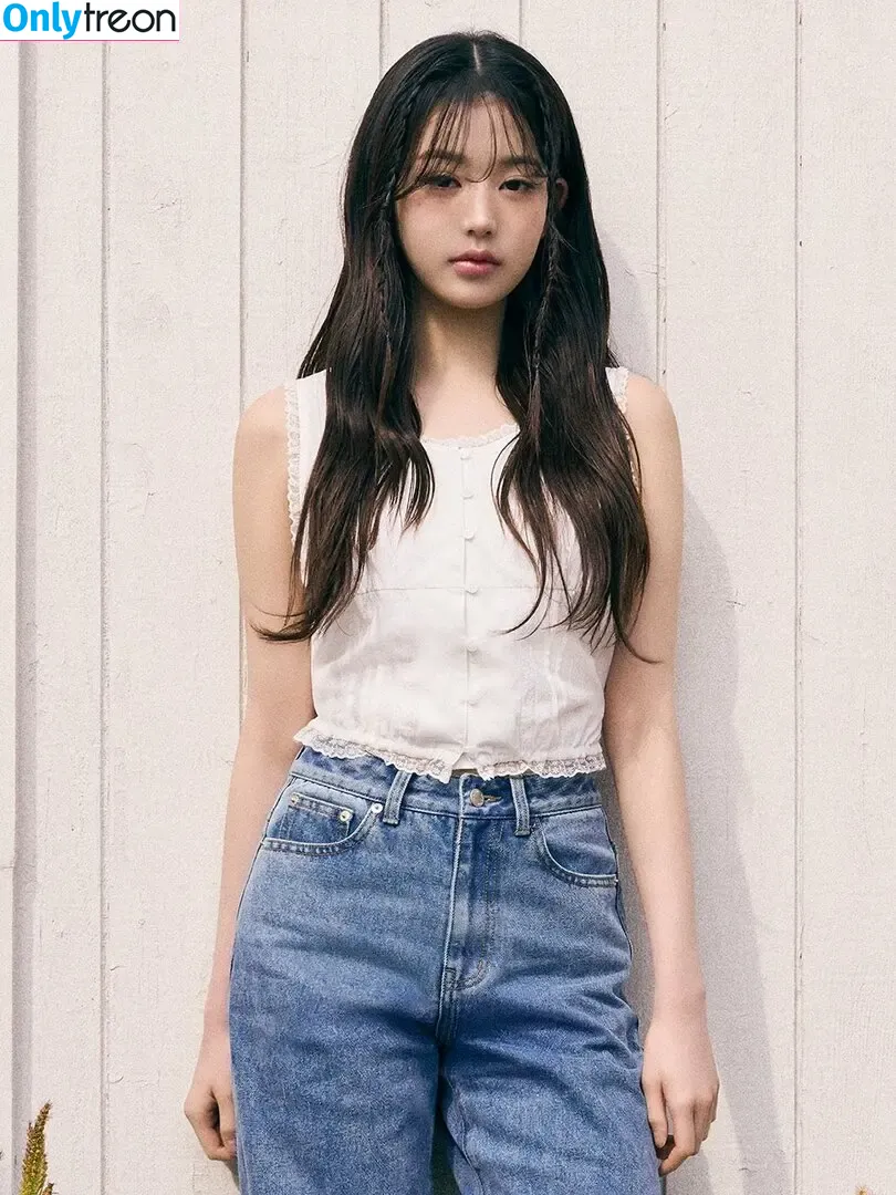 Jang Won-young nude photo #1706 (for_everyoung10 / 장원영 WONYOUNG)