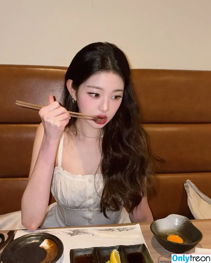 Jang Won-young nude photo #1759 (for_everyoung10 / 장원영 WONYOUNG)