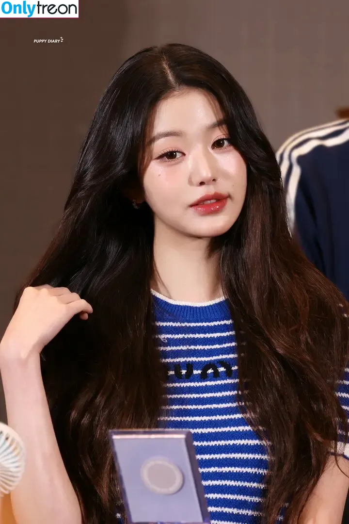 Jang Won-young nude photo #1766 (for_everyoung10 / 장원영 WONYOUNG)