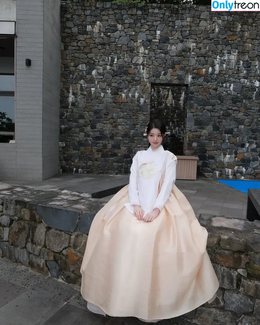 Jang Won-young nude photo #3690 (for_everyoung10 / 장원영 WONYOUNG)