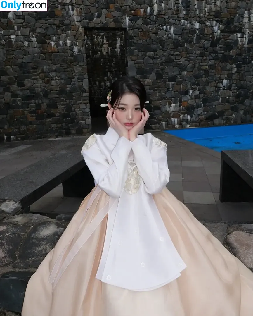 Jang Won-young nude photo #3692 (for_everyoung10 / 장원영 WONYOUNG)